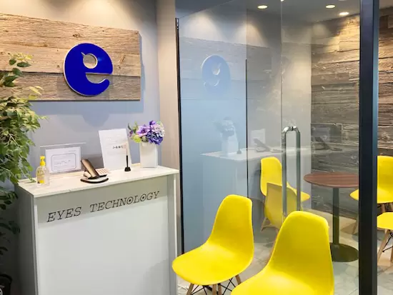 移転して約1年のキレイな本社で面接です！