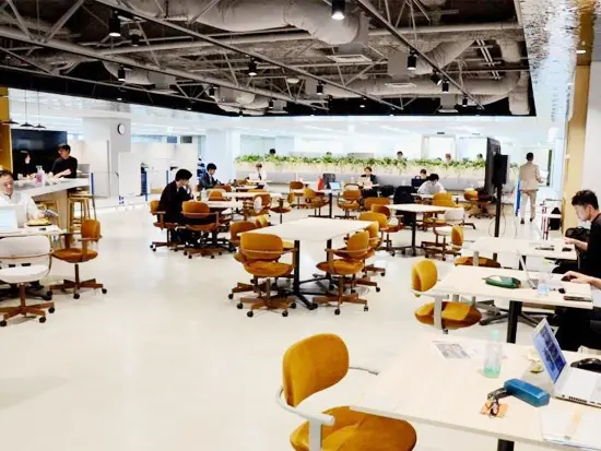 残業も少なめでプライベートも充実できる環境です！