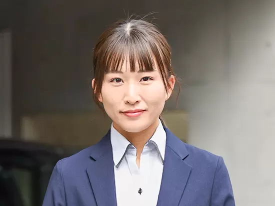 完全週休2日制、年間休日120日…とプライベートも大切にしながら働けます！