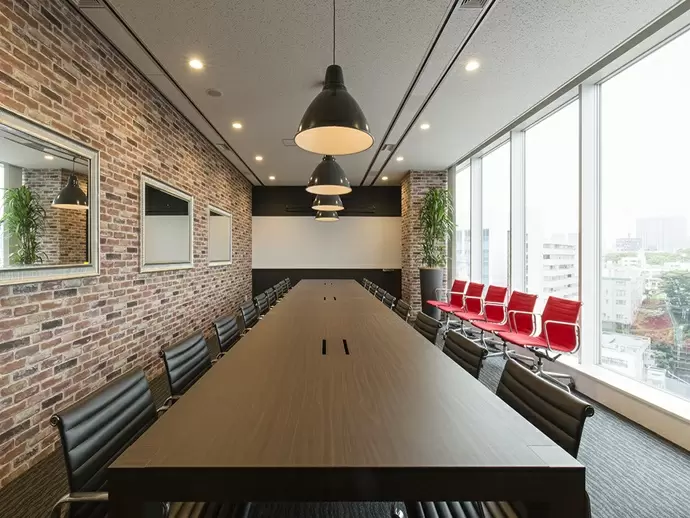 株式会社ｄａｚｚｙ