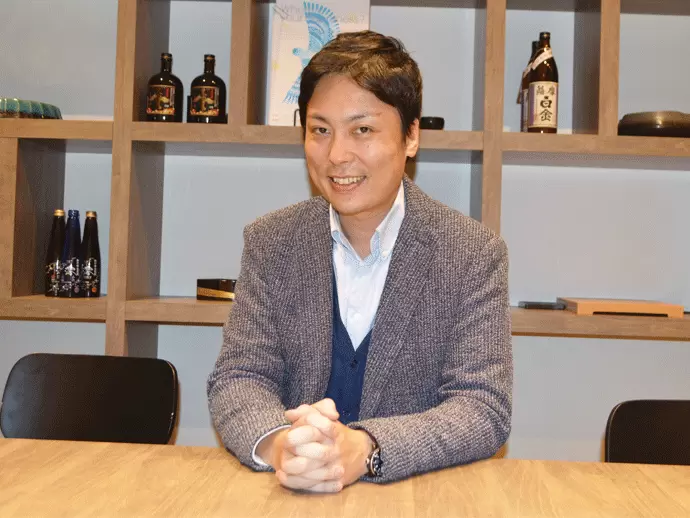 私があなたの成長を丁寧にサポートいたします。(常務)