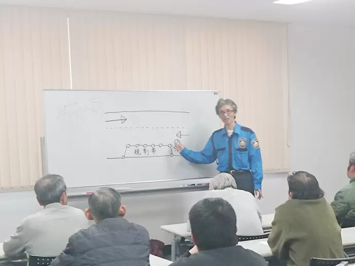 未経験でも安心のベースとなる法令や知識などを学ぶ研修。ゼロから必要な知識が身につきます。