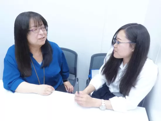 女性社員が多数活躍中！チームで協力し合って進めています♪