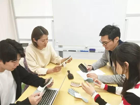 コミュニケーションをとりながら協力し合って業務を進めていきます