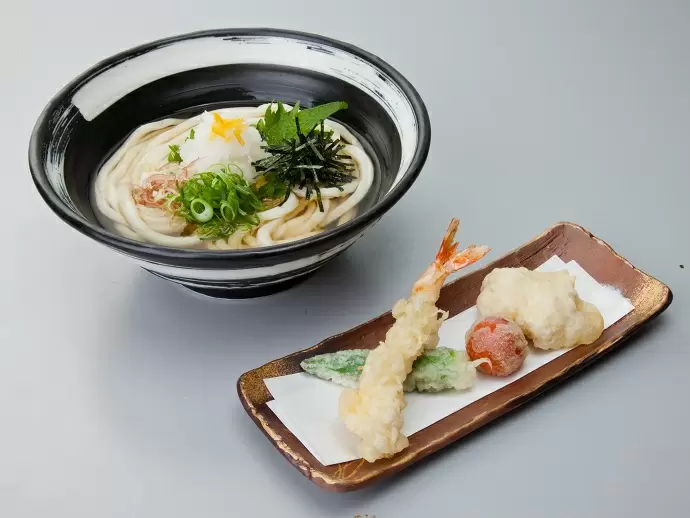 季節に合わせた限定メニューもあります。