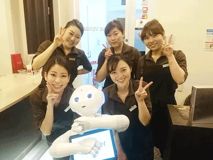 スタッフ同士の仲も良く、サービスの質の向上のために、お互いに施術をしあったりしています。