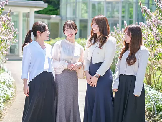 フラットな当社♪社員みんな仲が良くなんでも話せるのが当社の魅力です◎