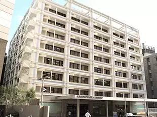 紀尾井町のビルは麹町・永田町・赤坂見附・四ッ谷の4つの駅に近い好立地です