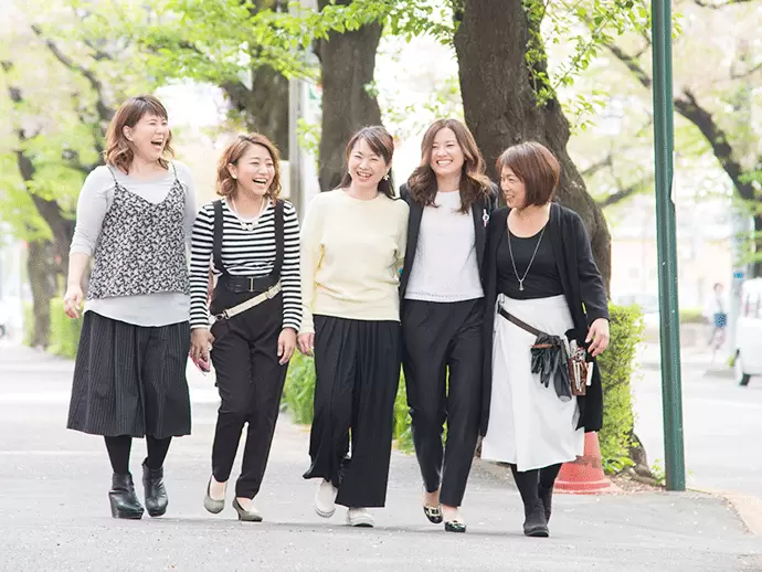 幅広い年齢の女性が多く活躍しています。