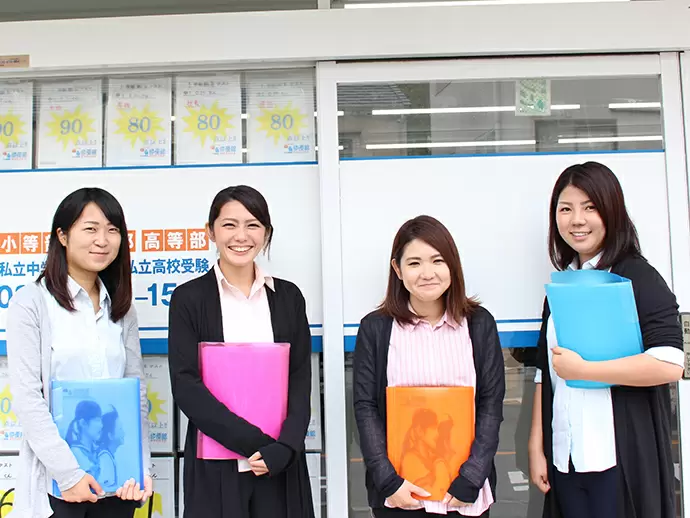テーマは”仲良し”同年代が多いからこそ打ち解けやすい環境です☆