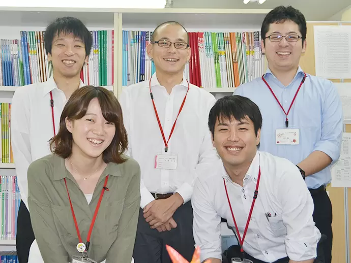 業界未経験の先輩が活躍しています。あなたの前職での話は、子供達にとって新鮮なはずです！