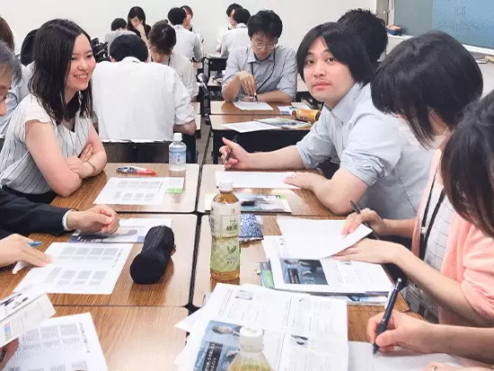 経験や性別・年齢を問わず幅広い社員が和気あいあいと活躍中。