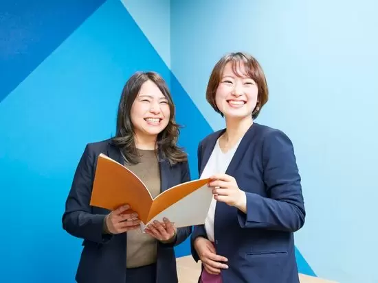 社員同士距離が近いのも魅力。何か分からないことや困ったことがあれば、お互い助け合っています。