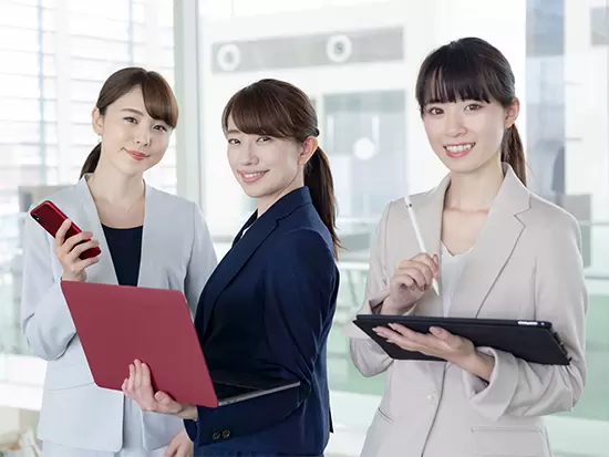 60年以上の実績を持つ総合ビル管理会社です。