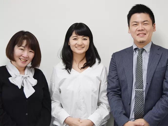 自社独自の労務管理サービスで企業の働く環境の改善をサポートしています！