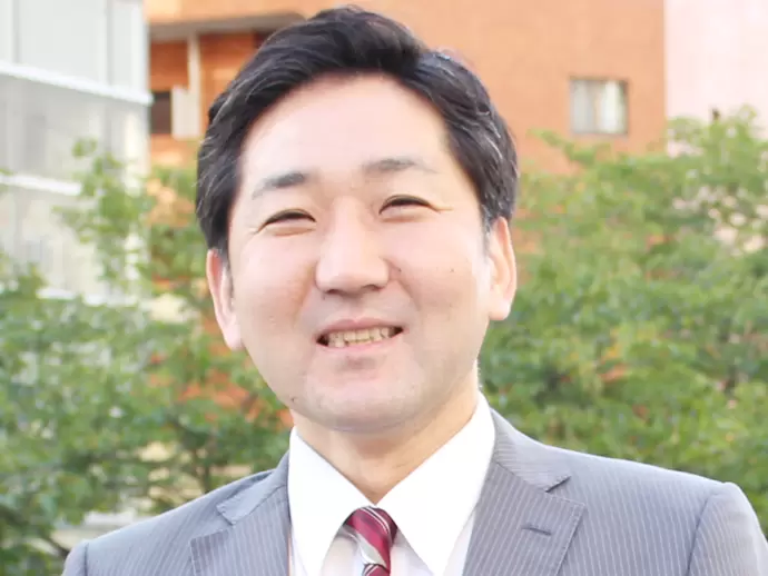 私が営業部長の岡部です。不安の無い様、しっかりと支えていきます！