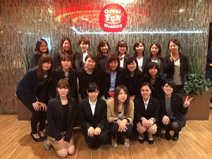 女性のみの会「白百合の会」を年に２～3回実施。いつも話す機会の少ないメンバーとの交流の場にも。