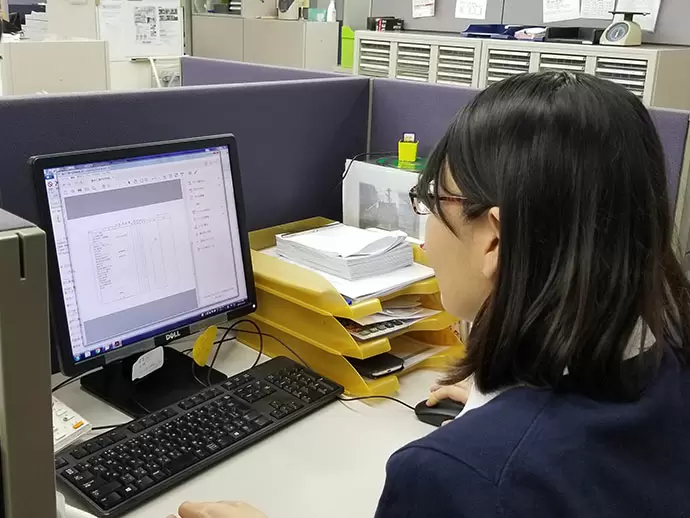 当社のオフィスは部門ごとに仕切りのない風通しのいい環境です。