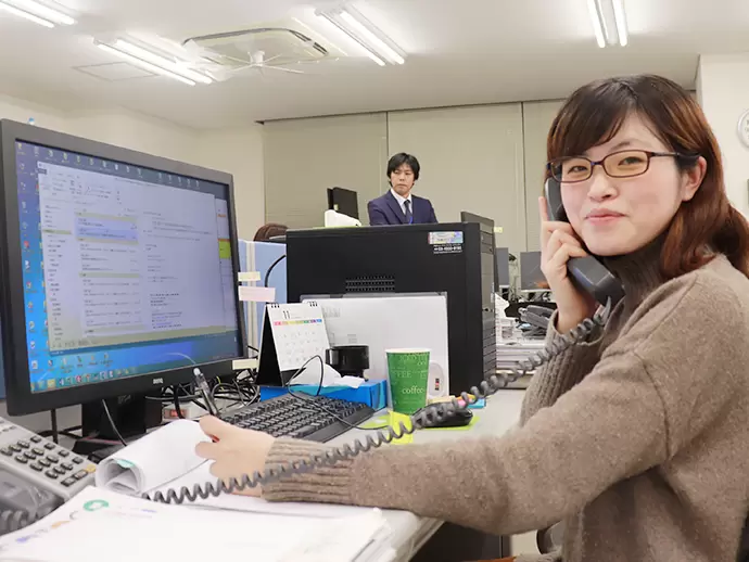 オフィスでの業務がメインとなりますので、体力的な負担は少ないです。