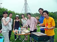 オフにはみんなで出かけることも！チームワークの賜物です。