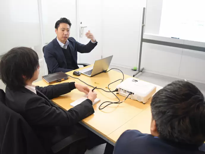 世界の人と仕事の架け橋となるお仕事をお任せします。