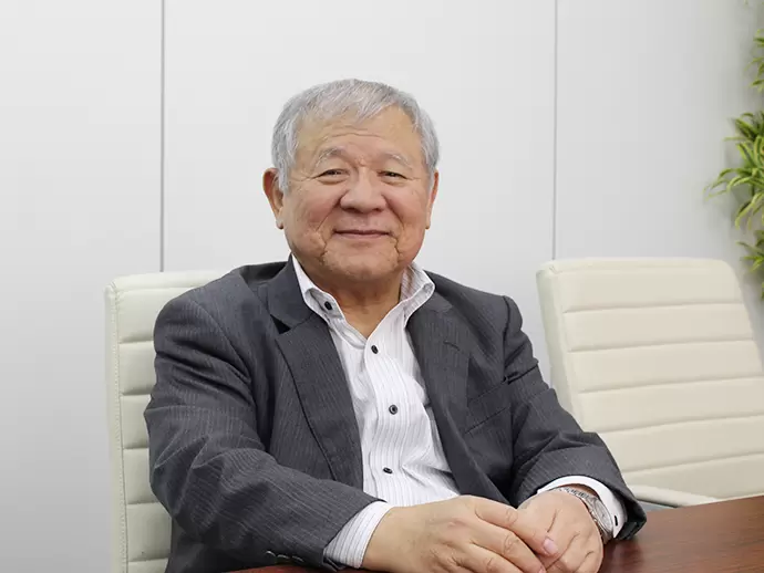 優しい笑顔が魅力の社長です☆