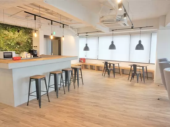 ヒューマンスキル研修など教育体制を整備。社員同士フォローしあう風土もあります。