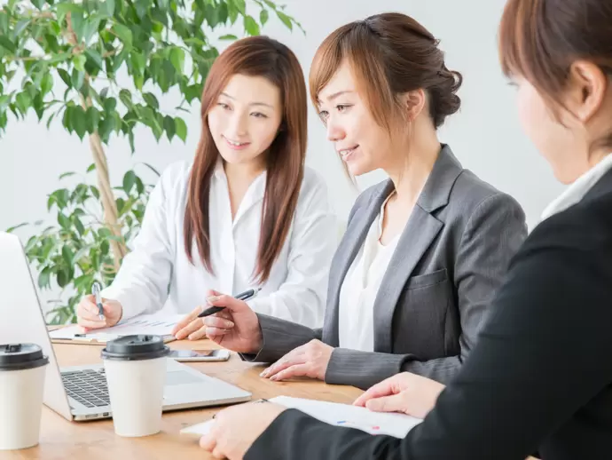 社員同士の距離が近いため、いつでもすぐに相談できる環境も仕事がしやすいポイントです。