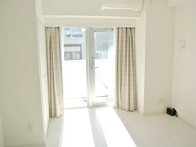 月4万円（光熱費込み）で住める寮完備！上京組も安心です♪
