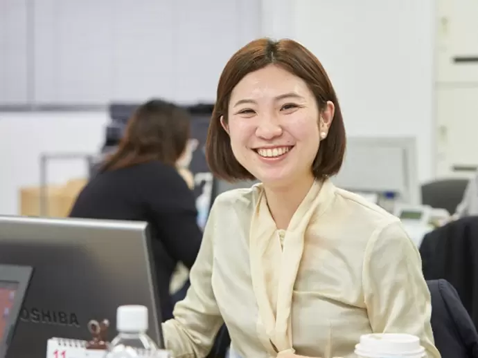 前職は保険の営業⇒未経験の業界への転職♪会社のサポート体制や福利厚生の充実で楽しく仕事ができます♪