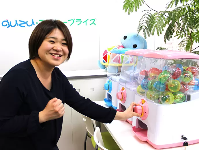 自分が受け持った商品が街中で使われているのを見る瞬間も少なくありません！