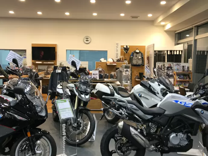 BMWの正規代理店として首都圏及び静岡に5店舗を展開しています