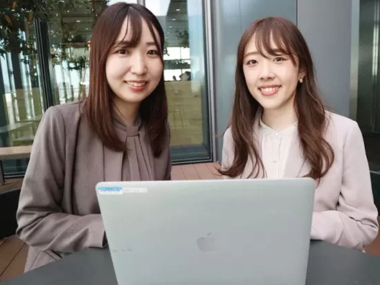 リモート導入＆土日休みで、残業も月20時間以下と少なめです。