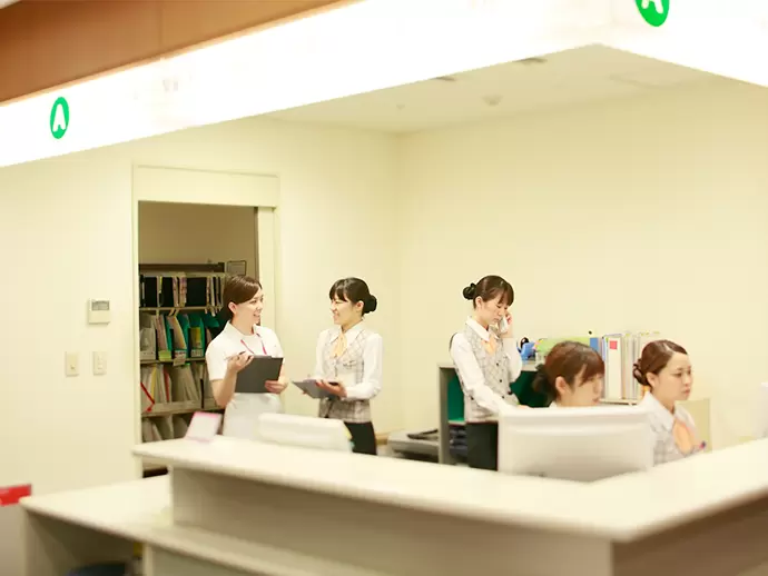 現場で働いている風景。女性社員は9割を占めており、女性が働きやすい環境が自慢です。