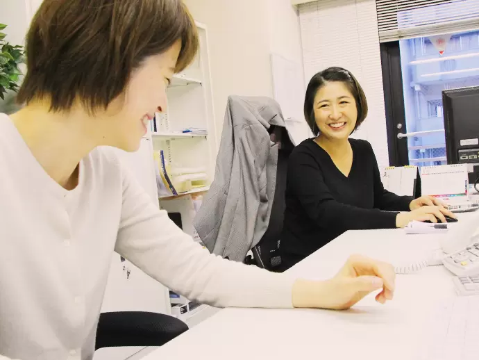 社員同士の距離が近いため、いつでもすぐに相談できる環境も仕事がしやすいポイントです。