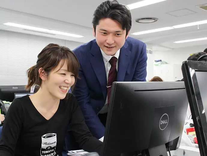 わからないことは気軽に先輩に相談してOK☆