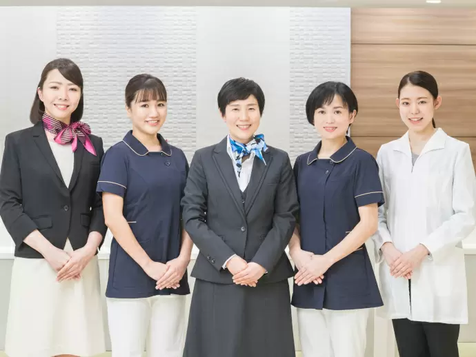 医療業界が初めての方は不安もあるかと思いますが、先輩みんなでフォローするので安心してください。