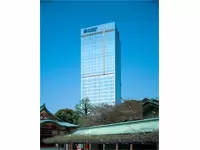 オフィスからは皇居や国会議事堂が一望できます