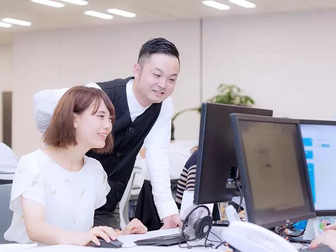 経験を活かして、裁量大きく活躍！積極的にアイデアを発信できる人ほど、成長も早い環境です。