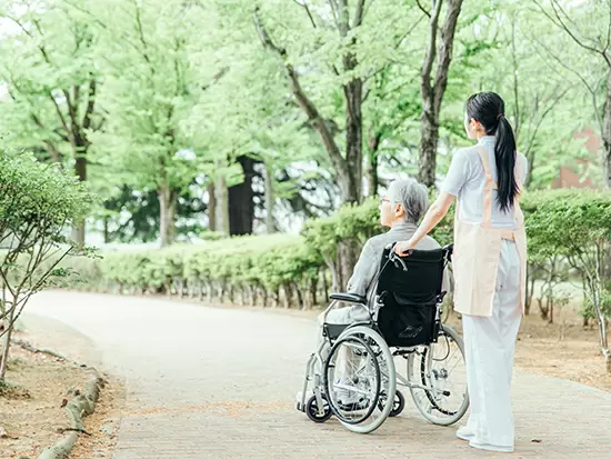 事業は⾼齢福祉、障がい福祉、児童福祉のすべて。25施設60事業を運営する総合福祉法人