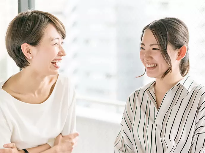 アットホームな雰囲気があるため、社員同士の距離も近く、相談しやすい環境です。