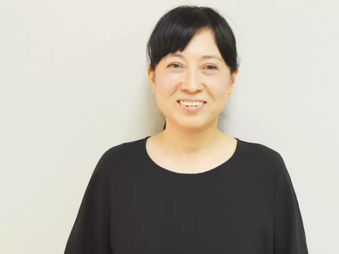 振袖事業部の課長の1人、Ｋさん。『新しいメンバーを心からお待ちしています！』