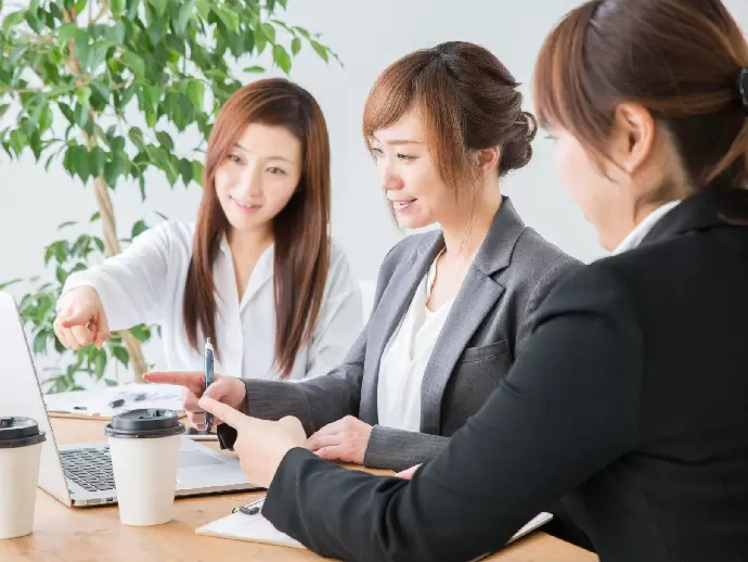 20～40代の女性が多数活躍中です！和気あいあいとした明るい環境で働くことができます！