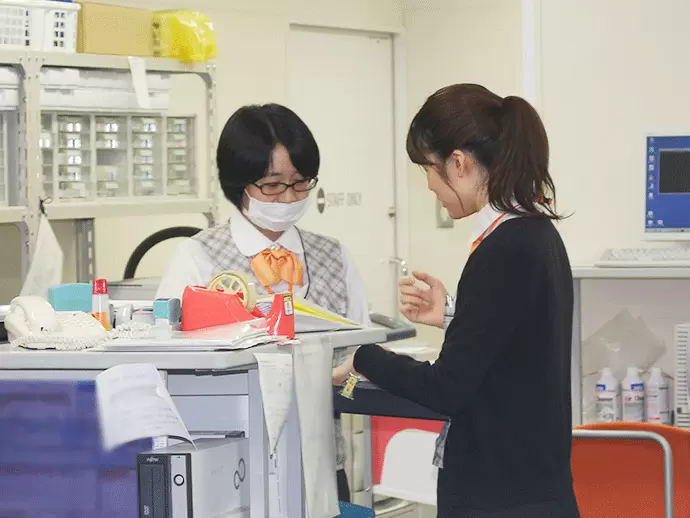 先輩と後輩の距離が近いため、なんでも聞きやすい環境です♪