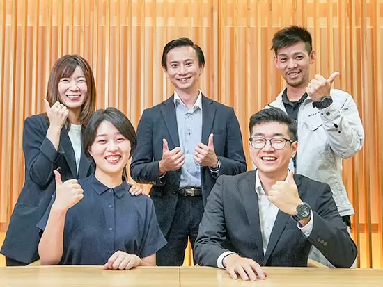 コミュニケーションを頻繁にとっている当社。部署を越えて連携し、助け合う風土ができています！