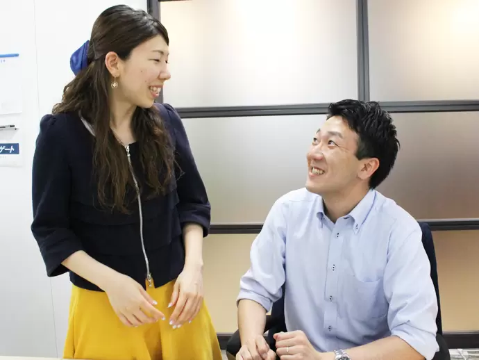 上司や先輩との距離が近いから、相談がしやすい環境も働きやすいポイント♪