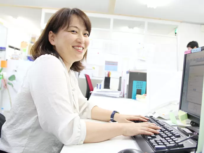 競合が少なく、ニーズも安定しているため安心して働き続けることができます！