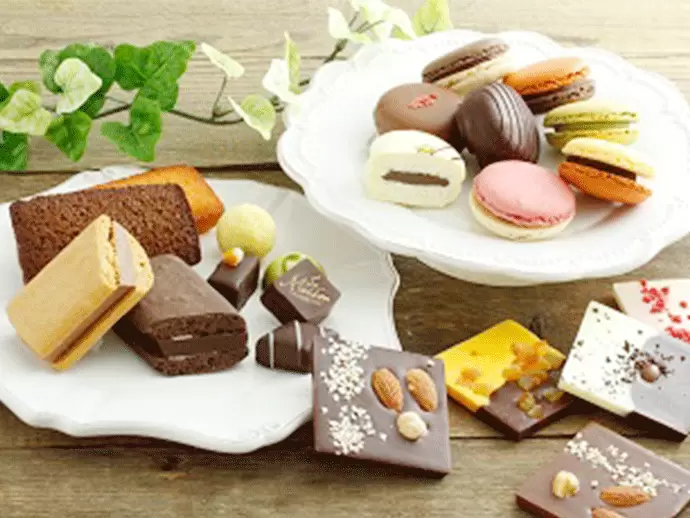 様々なカテゴリーの洋菓子を季節に合わせて展開。