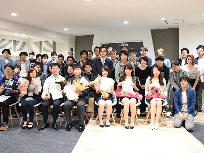 社員の頑張りに応える表彰制度。全社員に等しくチャンスがあります。