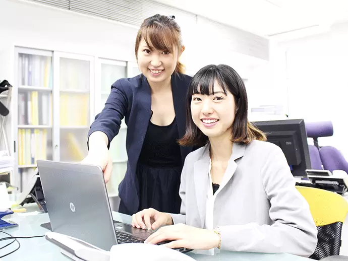 土日祝休みで残業もほとんどないので、プライベートを充実させながら働けます♪
